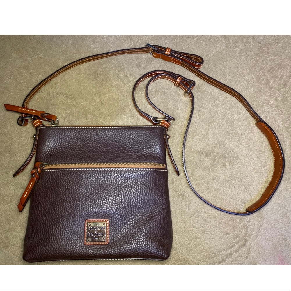 Dooney & Bourke Pebble Grain Letter Carrier Bag - Picture 3 of 7